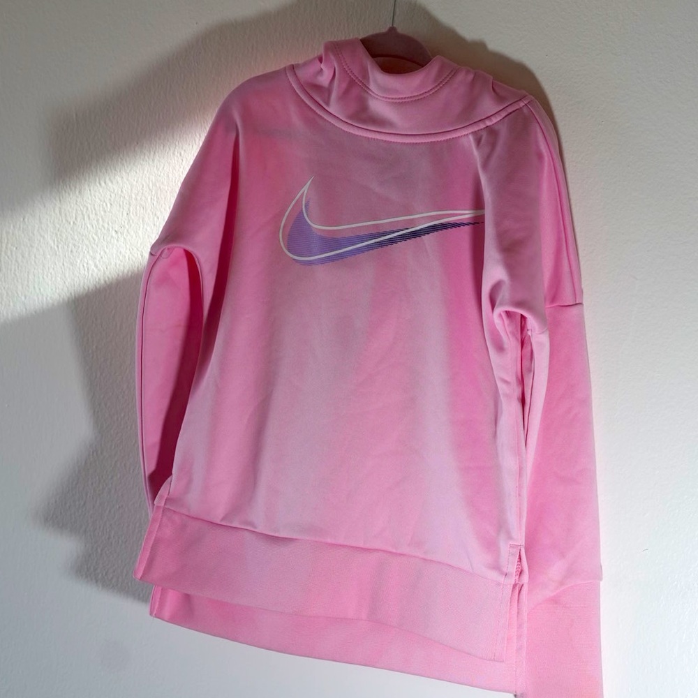 Nike pullover / Size 6 / Girls Pink / Gently used